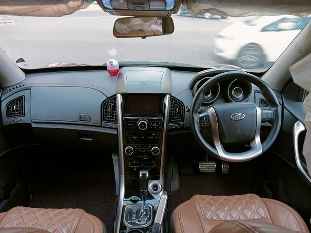 https://images10.gaadi.com/usedcar_image/3704832/original/img2929040__used_car_2929040_1701849400.jpg?imwidth=6402