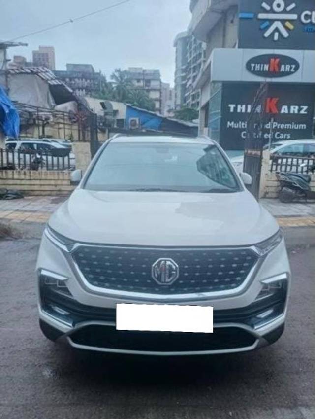 https://images10.gaadi.com/usedcar_image/3704870/original/processed_8ccda8d5-376a-4123-b40a-332aa3df8f9f.jpeg?imwidth=6400