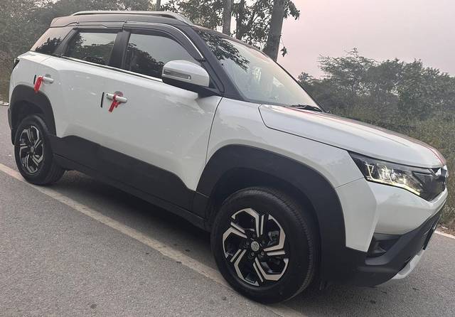 https://images10.gaadi.com/usedcar_image/3704873/original/img2929057__used_car_2929057_1701850848.jpg?imwidth=6400