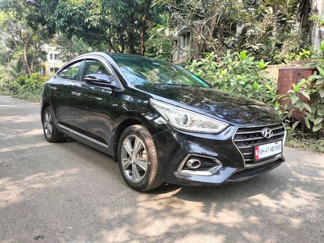 https://images10.gaadi.com/usedcar_image/3704940/original/processed_img2929102__usedcar_photo_6305597150213553637_y_17211701852490_1701852573.jpg?imwidth=6400