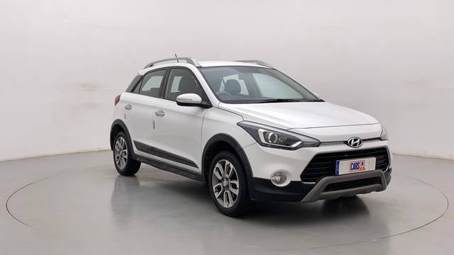 https://images10.gaadi.com/usedcar_image/3704989/original/0a0a2bd8-b70f-48d6-917b-dc4e9fa60282__44.jpg?imwidth=6400
