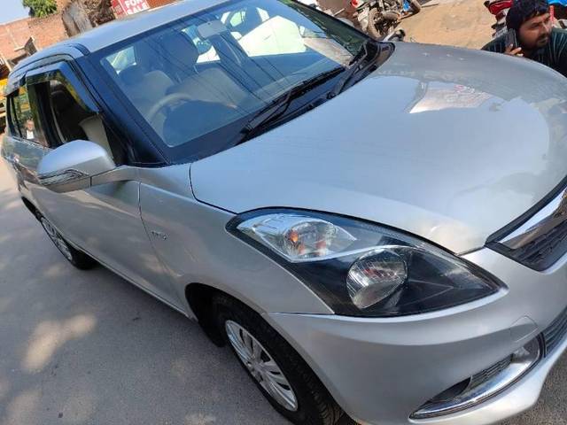 https://images10.gaadi.com/usedcar_image/3705032/original/processed_04c2fce5-f9a5-49f1-b1fd-a3af200059be.jpg?imwidth=6401