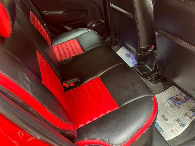 https://images10.gaadi.com/usedcar_image/3705052/original/img2929166__used_car_2929166_1701856633.jpg?imwidth=6402