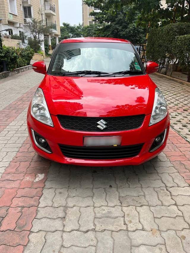 https://images10.gaadi.com/usedcar_image/3705052/original/processed_img2929166__used_car_2929166_1701856582.jpg?imwidth=6400