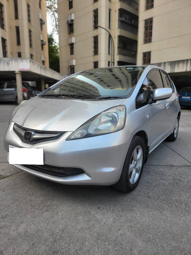 https://images10.gaadi.com/usedcar_image/3705081/original/processed_img2929177__used_car_2929177_1701860099.jpg?imwidth=6402