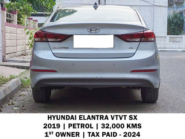 https://images10.gaadi.com/usedcar_image/3705136/original/processed_img2929212__usedcar_5_2929212_1701859416.jpg?imwidth=6401