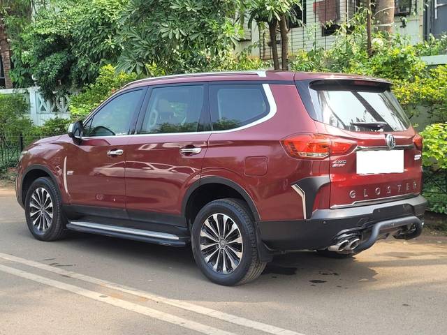 https://images10.gaadi.com/usedcar_image/3705150/original/processed_img2929219__used_car_2929219_1701860185.jpg?imwidth=6401