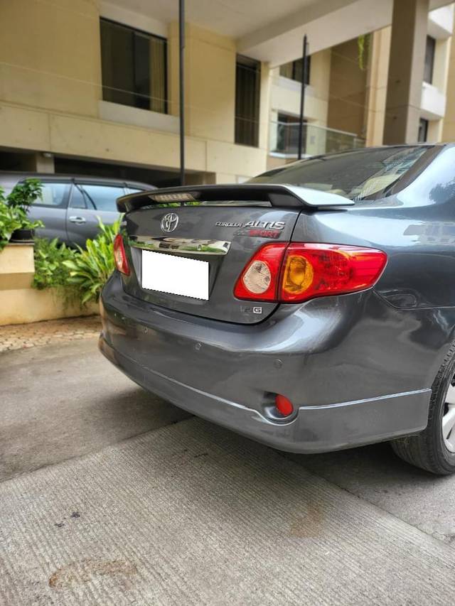 https://images10.gaadi.com/usedcar_image/3705188/original/processed_img2929242__used_car_2929242_1701861598.jpg?imwidth=6401