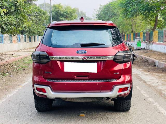 https://images10.gaadi.com/usedcar_image/3705207/original/processed_img2929252__used_car_2929252_1701862265.jpg?imwidth=6401