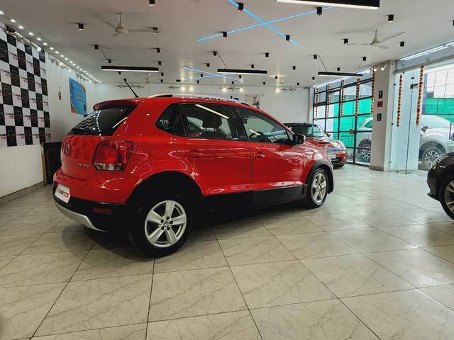 https://images10.gaadi.com/usedcar_image/3705248/original/processed_img2929285__used_car_2929285_1701862958.jpg?imwidth=6401