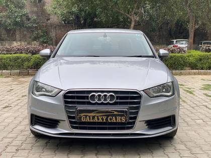 Audi A3 35 TDI Attraction Audi A3 35 TDI Attraction