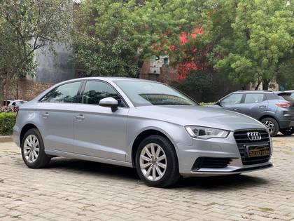 Audi A3 35 TDI Attraction Audi A3 35 TDI Attraction