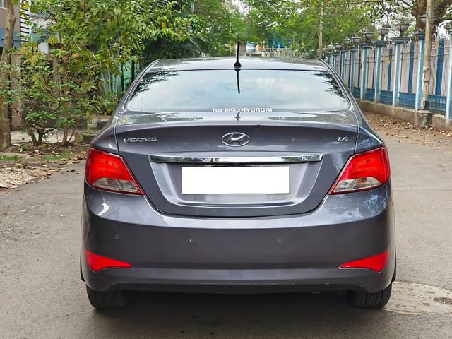https://images10.gaadi.com/usedcar_image/3705271/original/processed_img2929296__used_car_2929296_1702218438.jpg?imwidth=6402