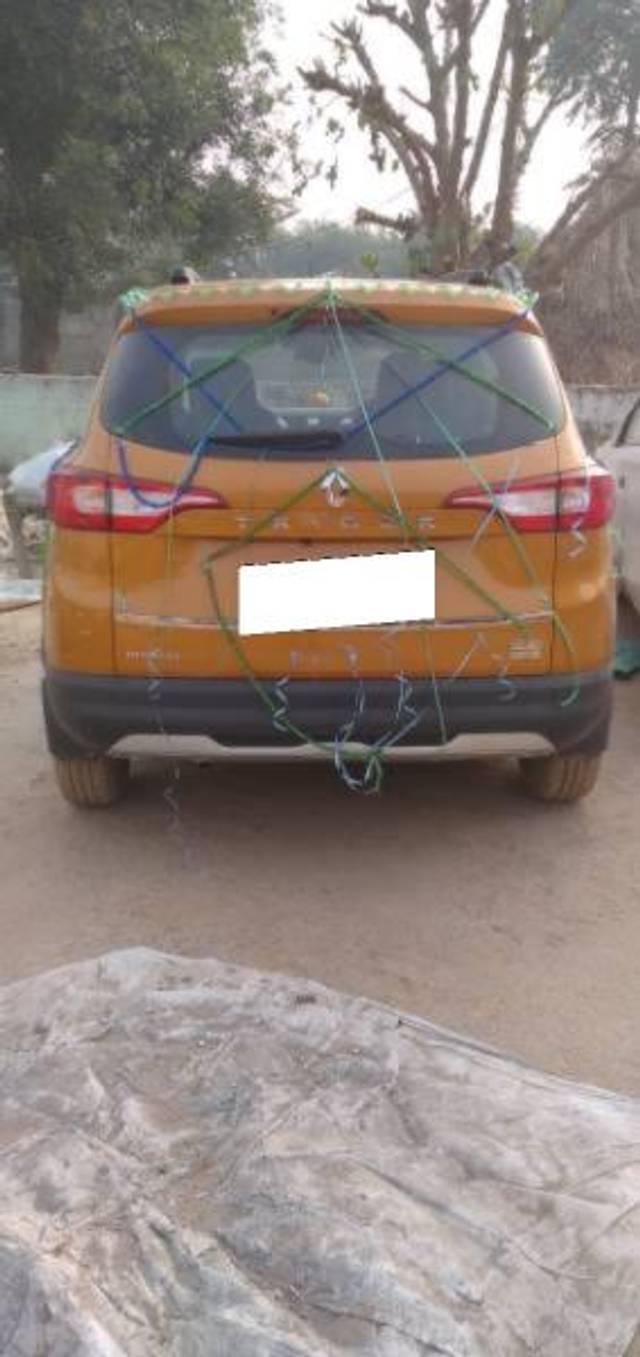 https://images10.gaadi.com/usedcar_image/3705278/original/processed_6f1098ac-d63b-467d-a4c2-4e61e266a4e8.jpg?imwidth=6401