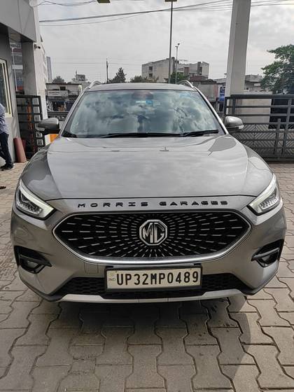 MG Astor Savvy CVT BSVI MG Astor Savvy CVT BSVI