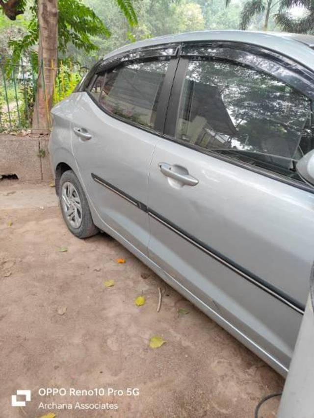 https://images10.gaadi.com/usedcar_image/3705432/original/processed_0e152596-4617-4450-b1b9-b5d6096ab759.jpg?imwidth=6402