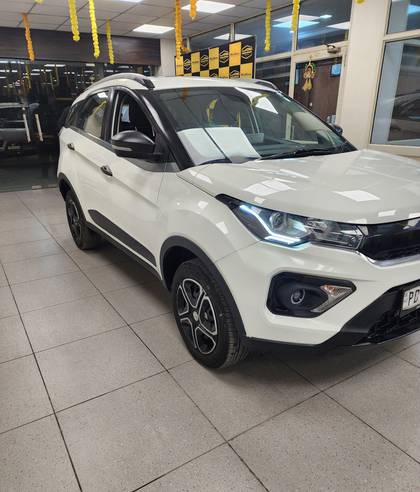 Tata Nexon XM S BSVI Tata Nexon XM S BSVI