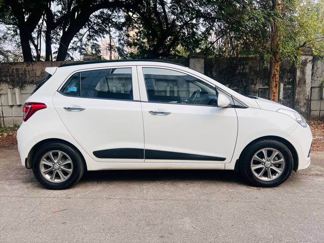 https://images10.gaadi.com/usedcar_image/3705493/original/img2929403__used_car_2929403_1701870756.jpg?imwidth=6401