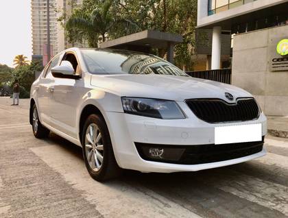 Skoda Octavia Elegance 1.8 TSI AT Skoda Octavia Elegance 1.8 TSI AT