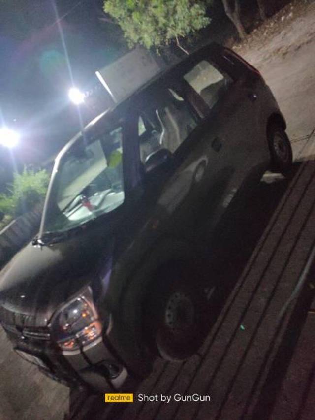 https://images10.gaadi.com/usedcar_image/3705573/original/processed_3cf2f119-42fe-44f2-b518-f43248b9a182.jpg?imwidth=6400