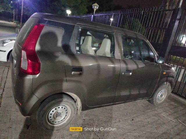 https://images10.gaadi.com/usedcar_image/3705573/original/processed_e4ea8f20-13a1-45b3-b8fe-ffec1a6dbb3c.jpg?imwidth=6401