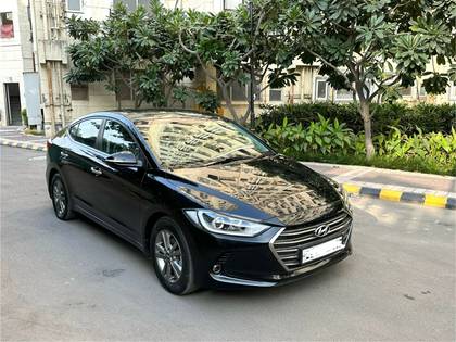 Hyundai Elantra 1.6 SX Hyundai Elantra 1.6 SX