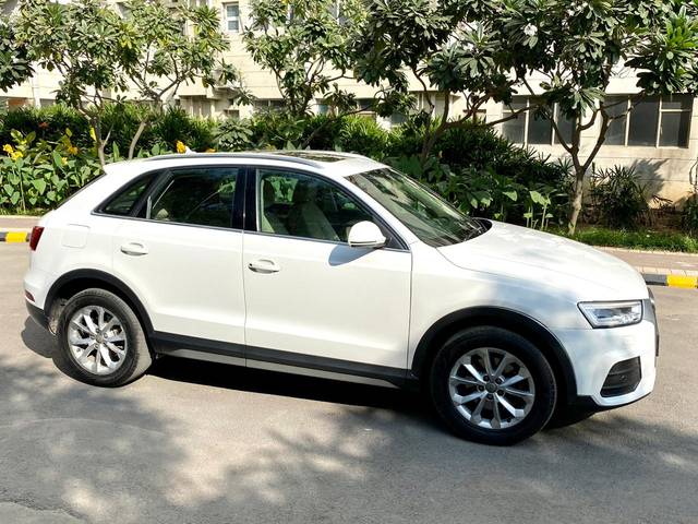 https://images10.gaadi.com/usedcar_image/3705674/original/img2929448__used_car_2929448_1701878331.jpg?imwidth=6401