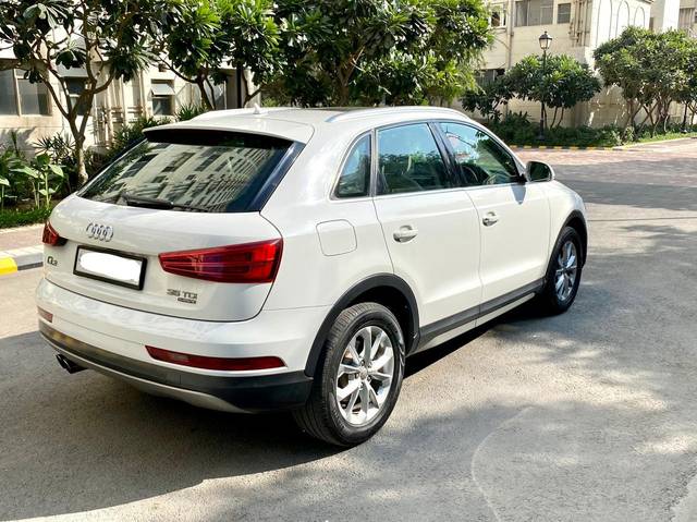https://images10.gaadi.com/usedcar_image/3705674/original/processed_img2929448__used_car_2929448_1701878372.jpg?imwidth=6402