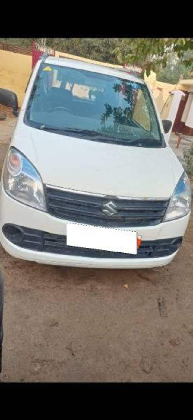 https://images10.gaadi.com/usedcar_image/3705695/original/processed_71af20b8-4a7f-46b7-b656-db8d3836c12e.jpg?imwidth=6400