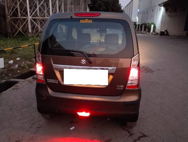 https://images10.gaadi.com/usedcar_image/3705743/original/processed_5021ed0c-011a-4273-af75-2198a6ed604b.jpg?imwidth=6400