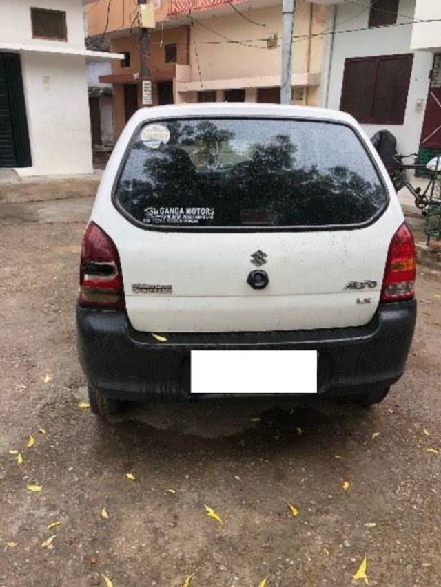 https://images10.gaadi.com/usedcar_image/3705900/original/processed_7df6b4cb-f566-4677-9806-f7e49cf8299a.jpeg?imwidth=6401