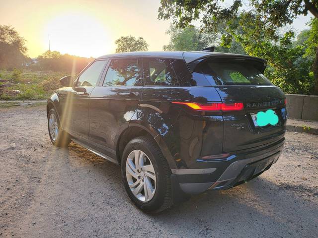 https://images10.gaadi.com/usedcar_image/3705919/original/processed_img2929463__used_car_2929463_1702115939.jpg?imwidth=6401