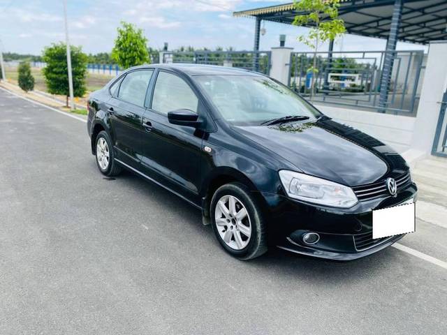https://images10.gaadi.com/usedcar_image/3705987/original/processed_a5bb218c-633e-4af2-9ee2-c1e6af266afe.jpg?imwidth=6400