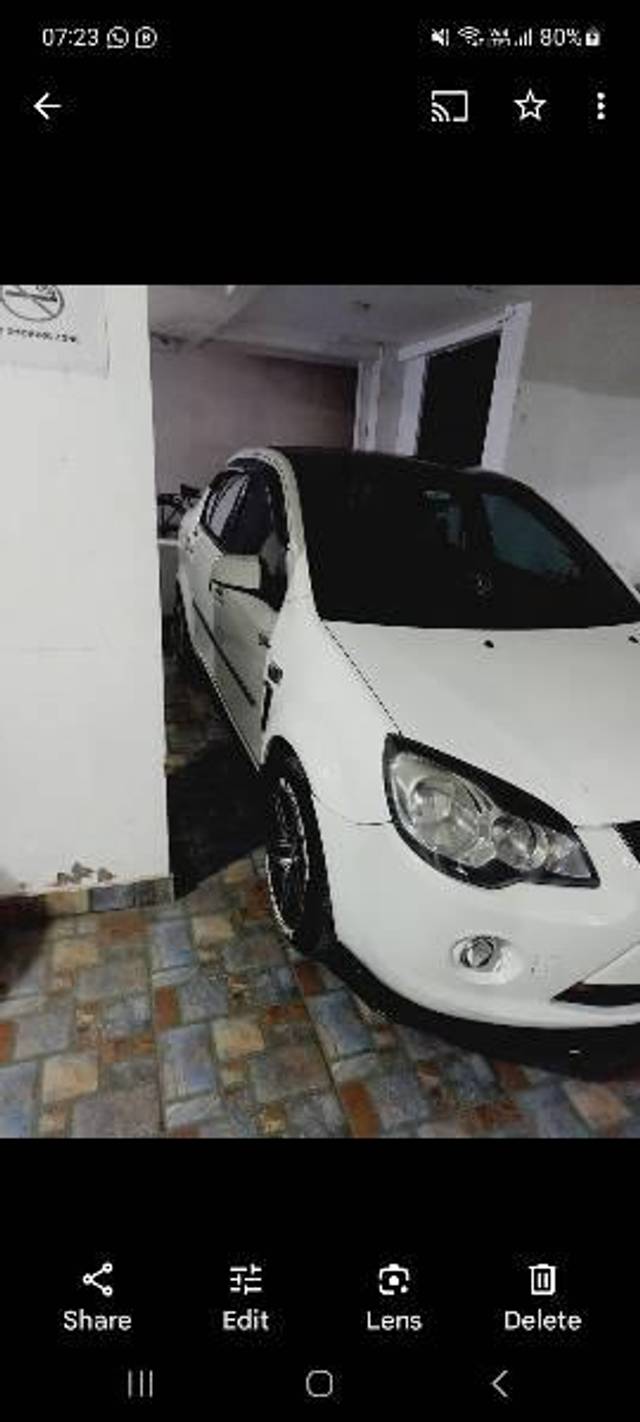 https://images10.gaadi.com/usedcar_image/3706012/original/processed_9a36e3a1-de7c-4f5f-bcef-d403c8bd2db4.jpg?imwidth=6401