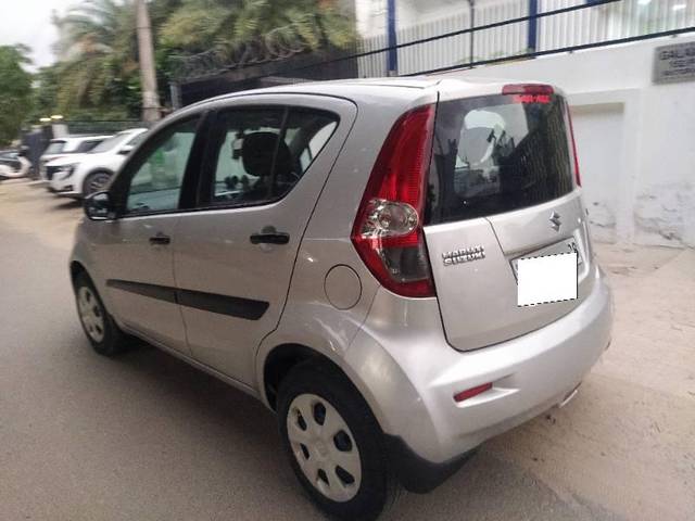 https://images10.gaadi.com/usedcar_image/3706048/original/processed_84be6a40-f424-4340-8716-0fc97aa3c8c9.jpg?imwidth=6402