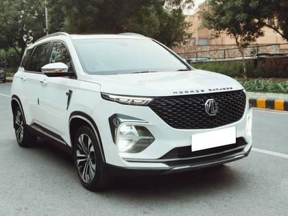 MG Hector Plus Select Diesel MT 7 STR MG Hector Plus Select Diesel MT 7 STR