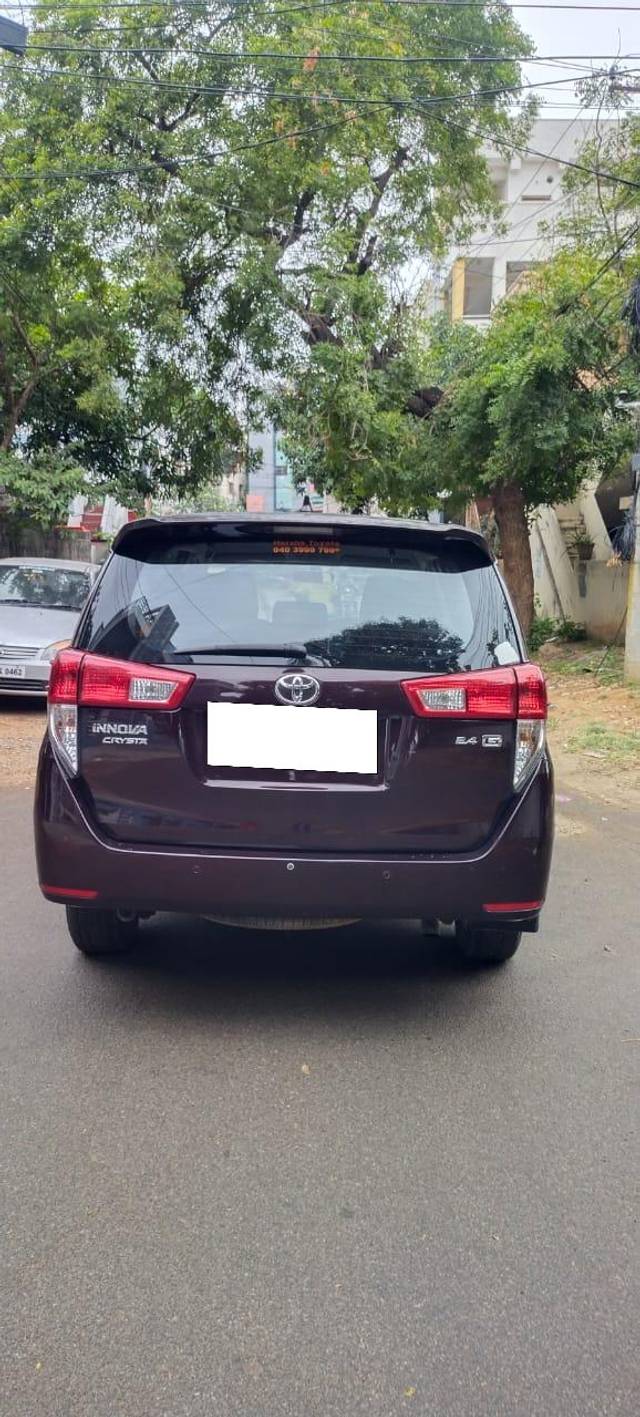 https://images10.gaadi.com/usedcar_image/3706090/original/processed_img2929508__used_car_2929508_1701924448.jpg?imwidth=6402