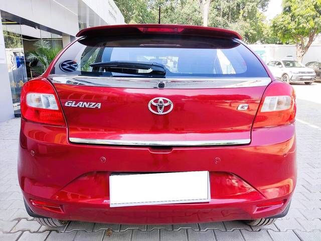 https://images10.gaadi.com/usedcar_image/3706158/original/processed_img2929543__usedcar_1_12__2929543_1702717011.jpeg?imwidth=6401