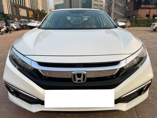 https://images10.gaadi.com/usedcar_image/3706160/original/processed_img2929545__used_car_2929545_1701927581.jpg?imwidth=6402