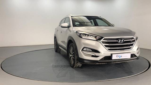 https://images10.gaadi.com/usedcar_image/3706230/original/processed_img2929579__usedcar_t9_276591701929453_1701929465.jpg?imwidth=6400
