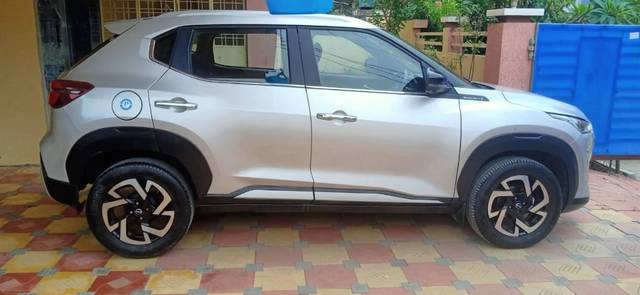 https://images10.gaadi.com/usedcar_image/3706244/original/processed_25e6e2c1-faf8-4832-8cb6-103aa12c28c7.jpeg?imwidth=6401