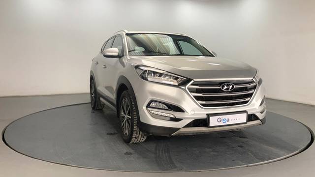 https://images10.gaadi.com/usedcar_image/3706270/original/processed_img2929595__usedcar_t9_276591701930750_1701930859.jpg?imwidth=6400