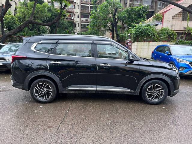 https://images10.gaadi.com/usedcar_image/3706361/original/processed_img2929635__usedcar_whatsappimage2023_07_28at23451pm_1__2929635_1702101705.jpeg?imwidth=6401