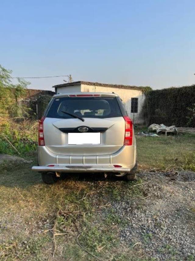 https://images10.gaadi.com/usedcar_image/3706381/original/processed_7553e836-ad4c-429d-b109-1731cd97e207.jpg?imwidth=6401