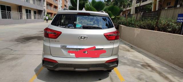 https://images10.gaadi.com/usedcar_image/3706423/original/processed_c9c5f02a-940a-437f-bb9e-a9c6bb5a1cfe.jpg?imwidth=6402