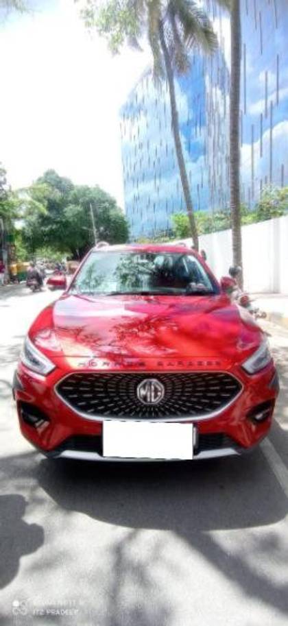 MG Astor Sharp Sangria MT MG Astor Sharp Sangria MT