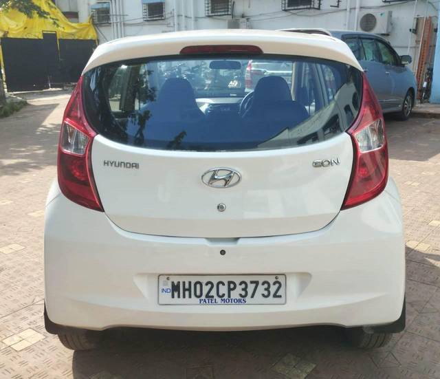 https://images10.gaadi.com/usedcar_image/3706428/original/processed_img2929666__usedcar_3_42001701936629_1701936637.jpeg?imwidth=6402