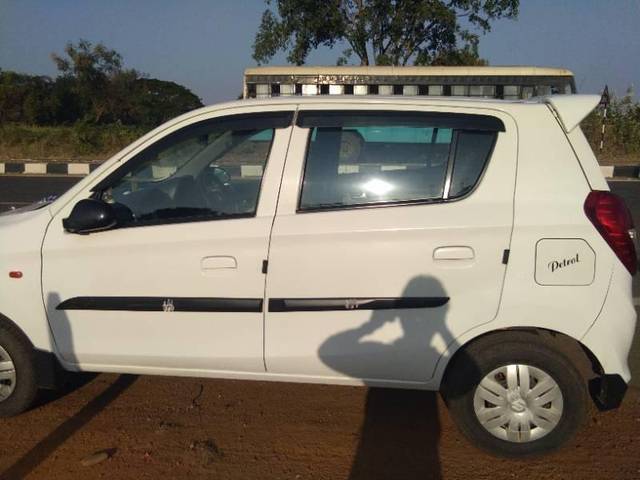 https://images10.gaadi.com/usedcar_image/3706444/original/processed_51a7d640-3b78-492f-987a-e176c5cbb7a7.jpg?imwidth=6402