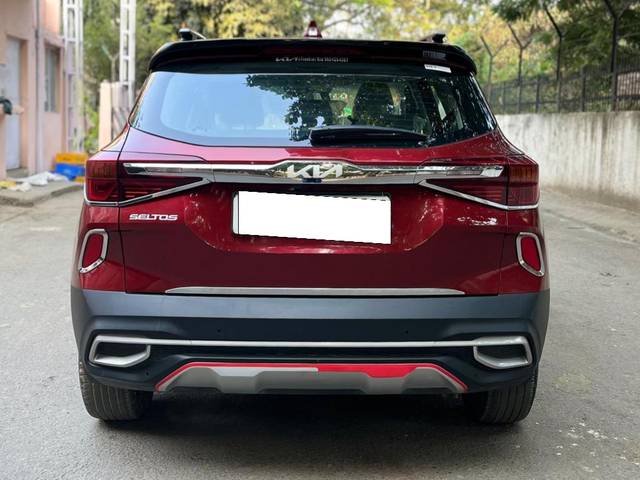 https://images10.gaadi.com/usedcar_image/3706604/original/processed_img2929765__used_car_2929765_1702189160.jpg?imwidth=6402