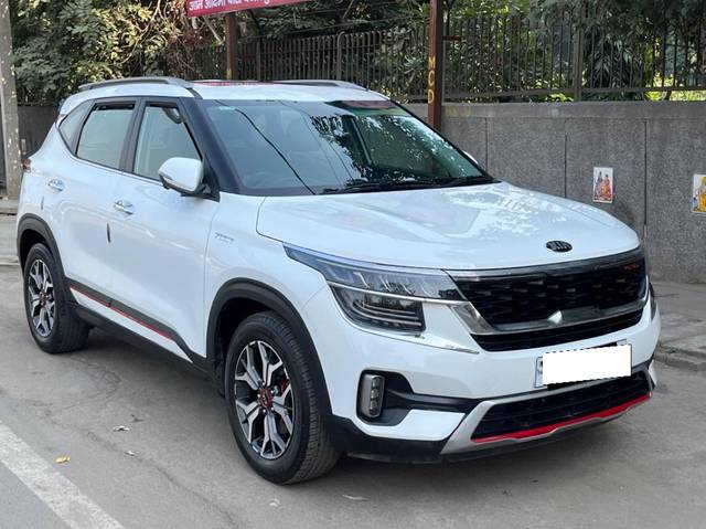 https://images10.gaadi.com/usedcar_image/3706610/original/processed_img2929768__used_car_2929768_1701948044.jpg?imwidth=6400